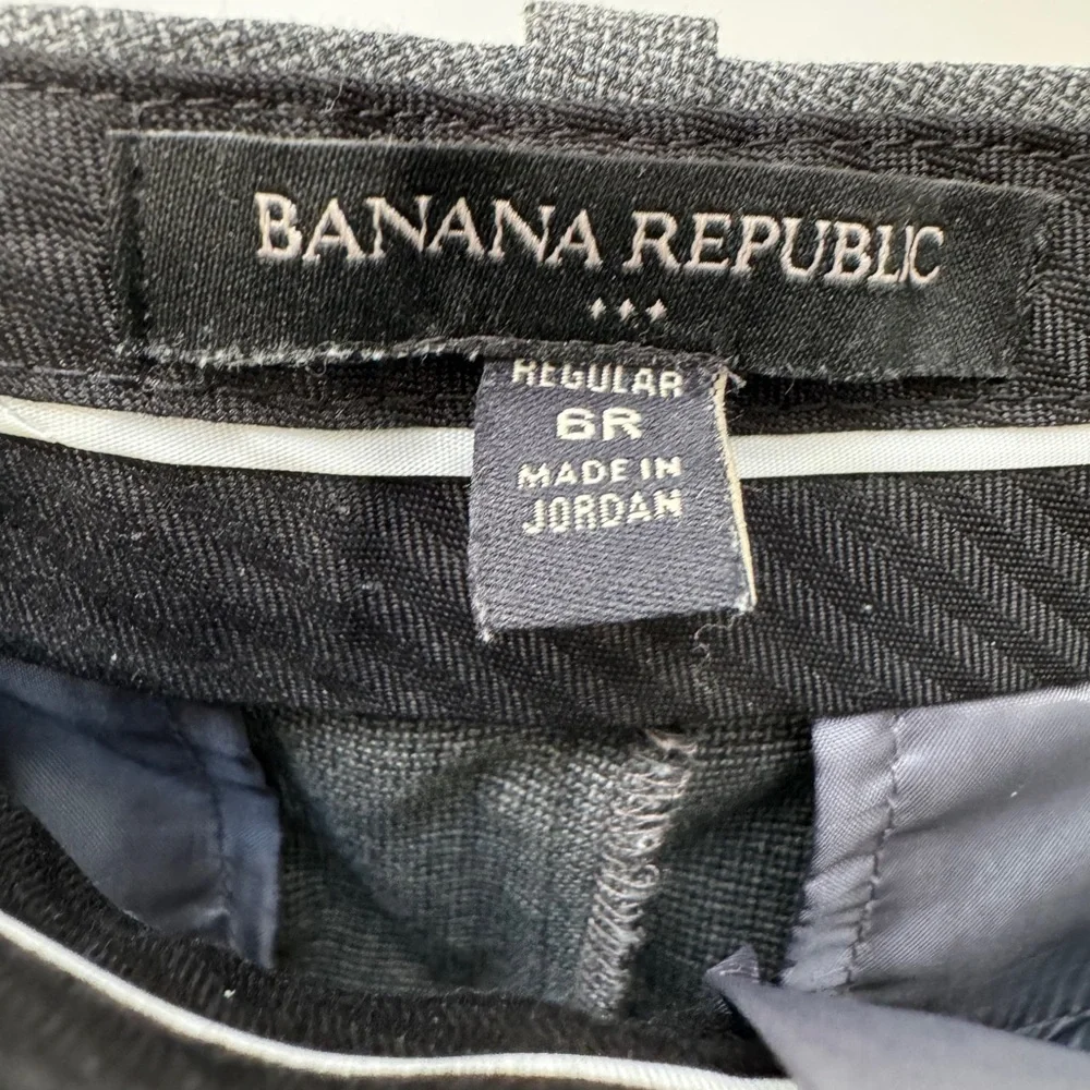 Banana Republic Factory Cropped Roll Cuff Gray Pants,‎ Size 6R